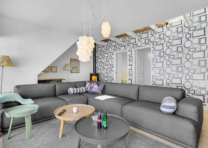 Modern And Luxurious In Apartmán