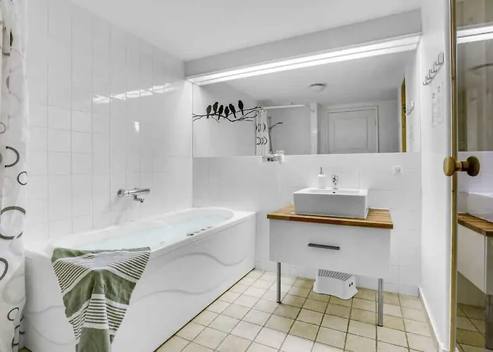 Modern And Luxurious In